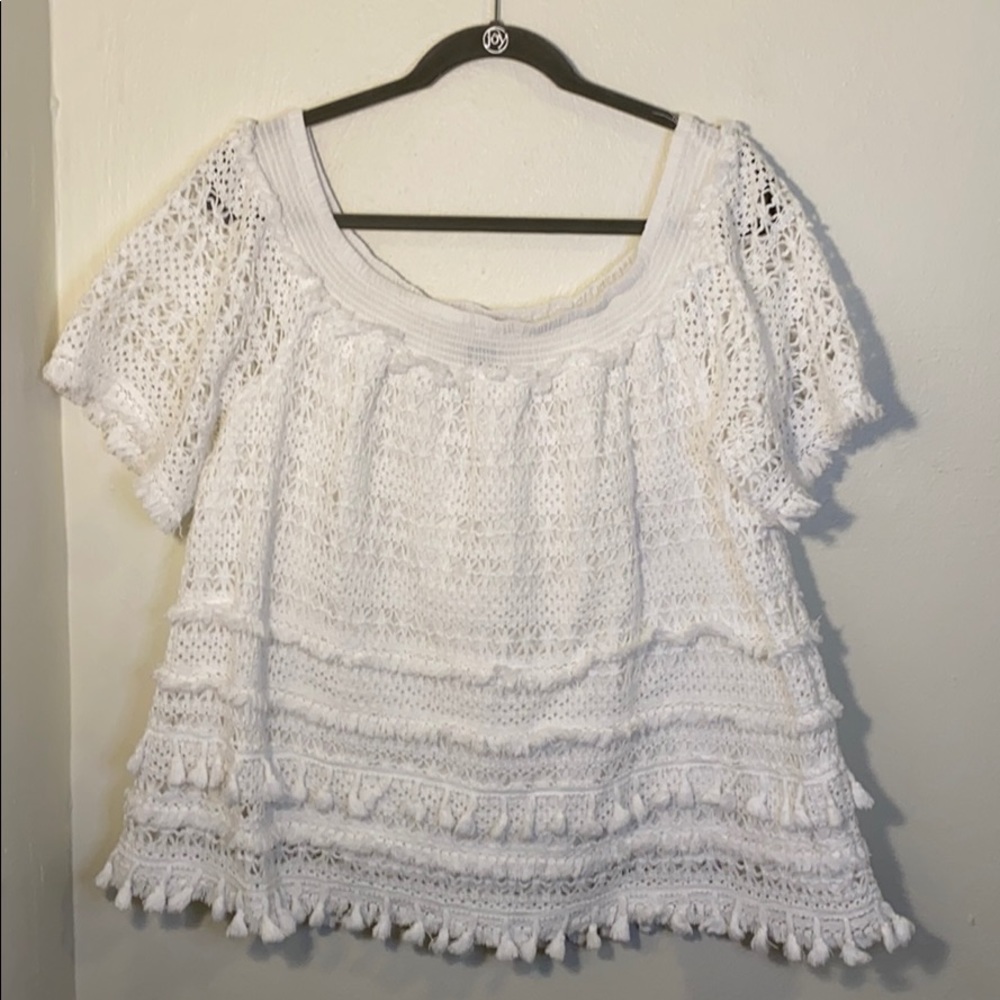 EUC Faith & Zoe off-the-shoulder top